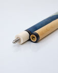 BAGUETTE DE BILLARD PEARSON PK SERIES - FLÈCHE EN CARBONE BLEUE AVEC POIGNÉE BLANCHE 11.8MM 19OZ